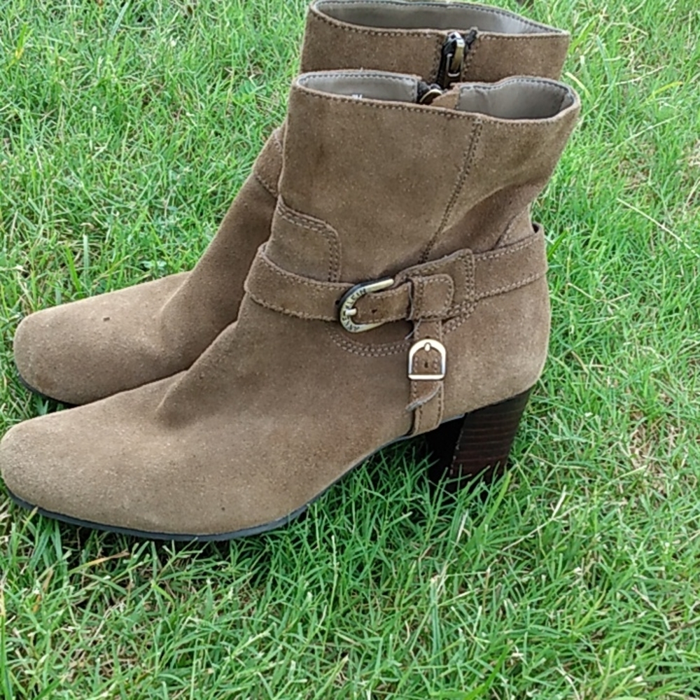 Ann Klein boots